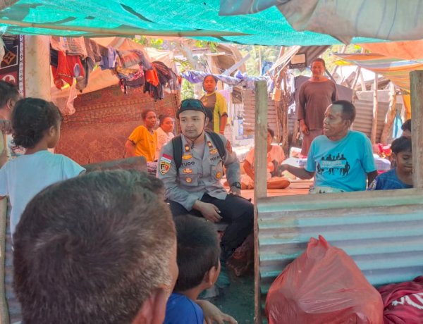 Polres Sikka Tembus Wilayah Terisolir Palue, Bantuan Gempa Terus Mengalir ke Warga Terdampak