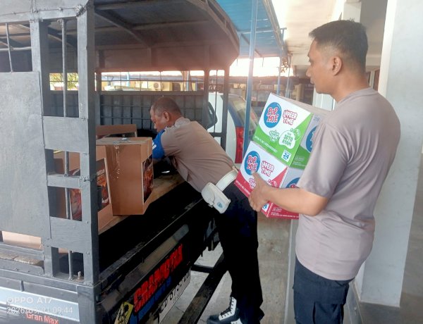 Polres Sikka dan Bhayangkari Terus Bergerak, Bantuan Sosial Digeser untuk Warga Korban Gempa