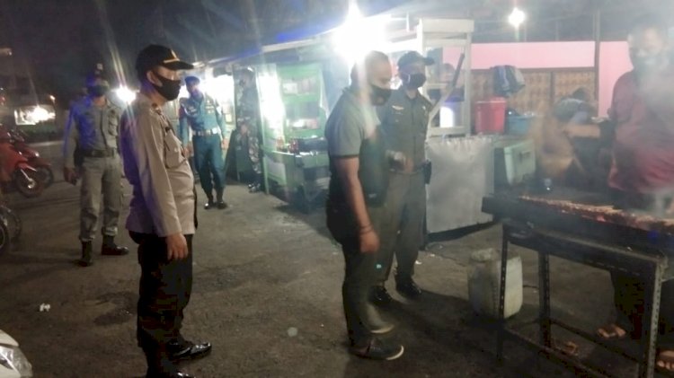 Disiplinkan Masyarakat Terapkan Protokol Kesehatan, Polres Sikka Laksanakan Patroli Gabungan Bersama TNI dan Pemkab Sikka