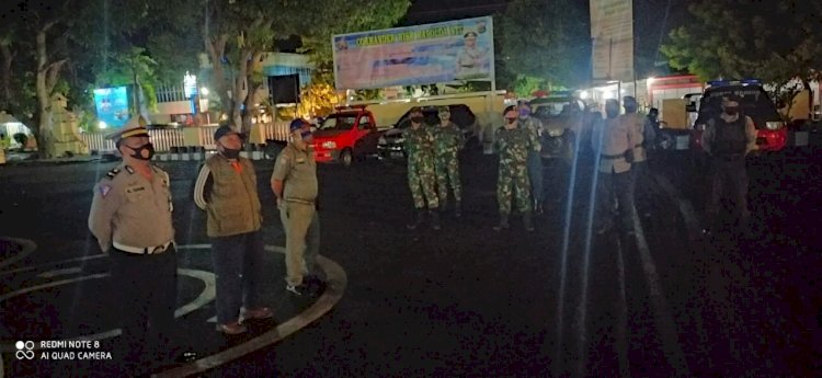 Disiplinkan Penerapan Prokes Covid-19,  Polres Sikka Laksanakan Patroli Gabungan Bersama TNI dan Pemkab Sikka