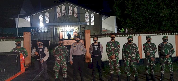 Sinergitas TNI-Polri, Polres Sikka Besama Kodim 1603 Sikka Lakukan Patroli Gabungan