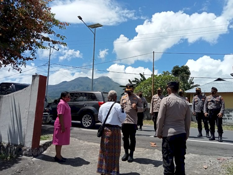 Kapolres Sikka Kunjungi Polsek Waigete Dalam Rangka Tatap Muka Dan Pembinaan Personil