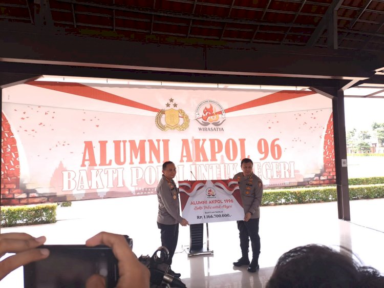 Aksi Alumni Akpol 1996 Bantu Korban Gempa Cianjur