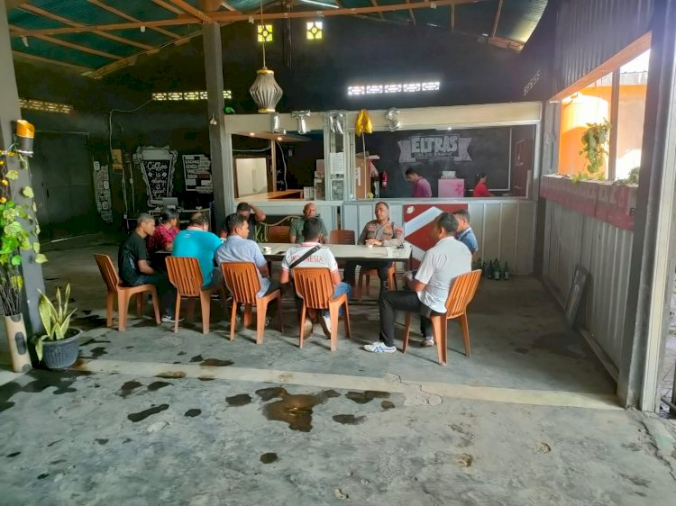 Coffee Morning, Kapolres Sikka Bersama Para Awak Media Kabupaten Sikka.