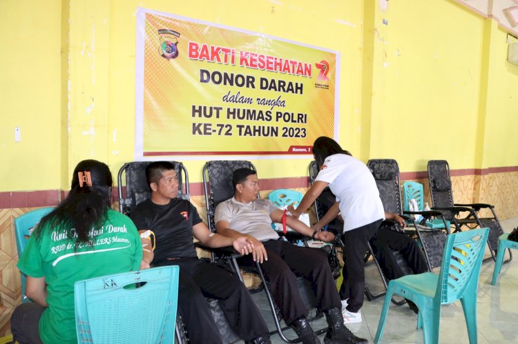 Sambut HUT Humas Polri ke-72, Polres Sikka Laksanakan Bakti Kesehatan Donor Darah