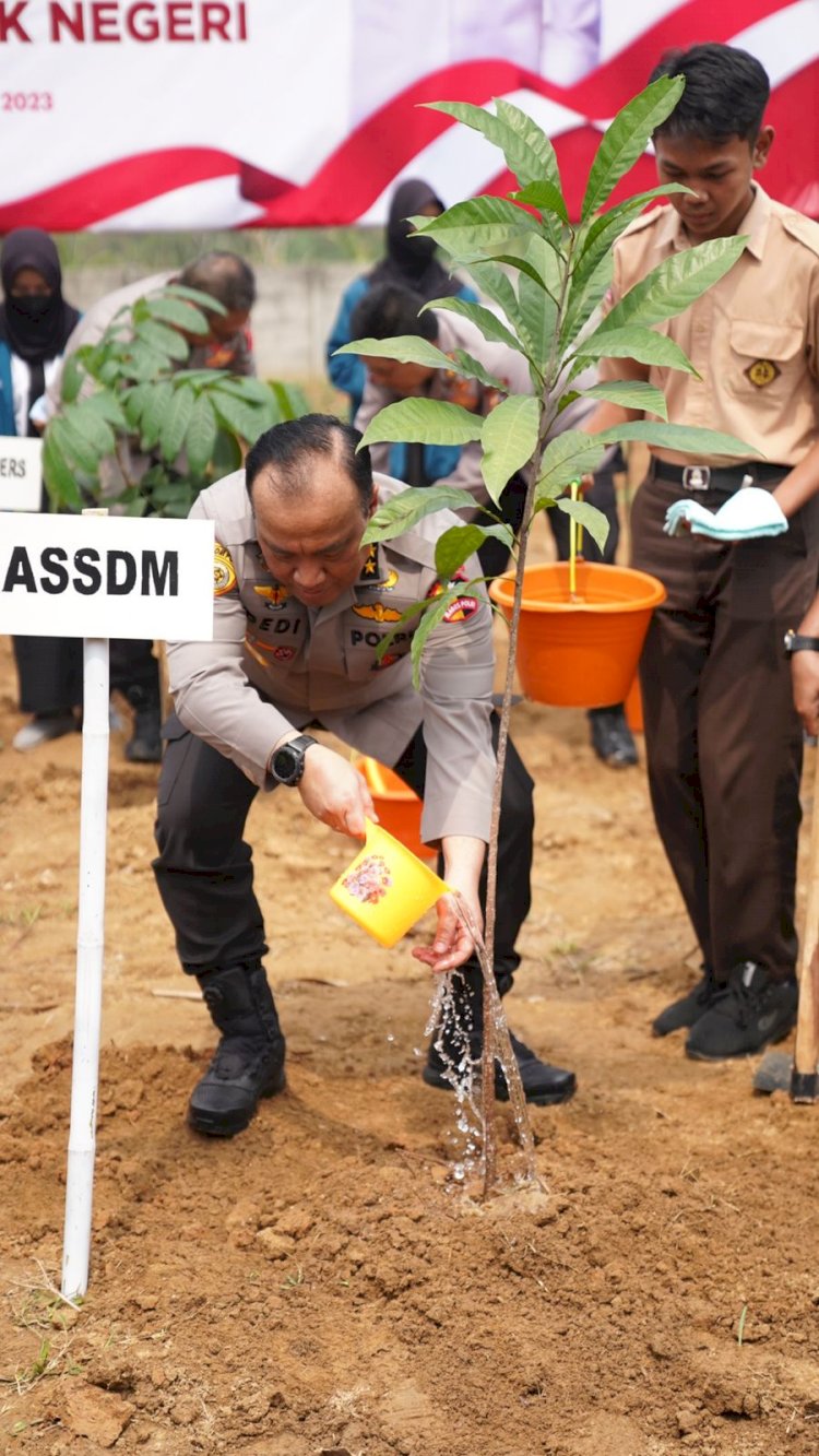 SSDM Polri Gelar Bakti Sosial, Bakti Kesehatan, Tanam Pohon dan Akan Bangun Sekolah SMA Taruna Bhayangkara di Gunung Sindur, Bogor