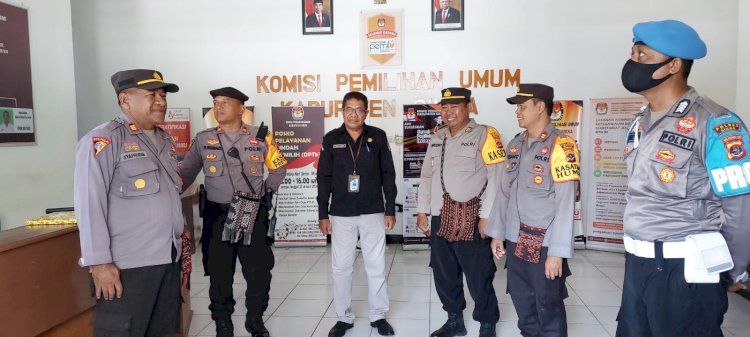 Jelang Pemilu Personil Satgas OMB Polres Sikka Tingkatkan Patroli Rutin