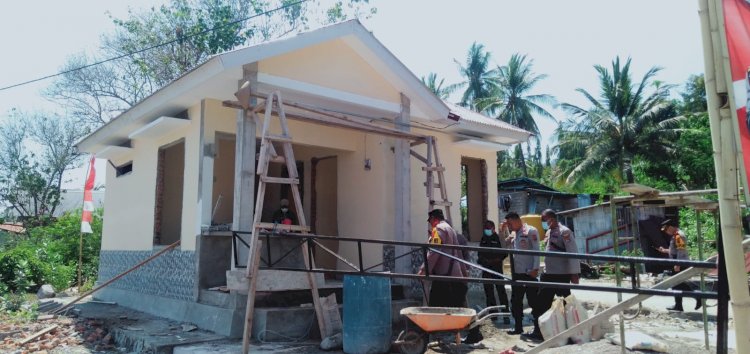 Kapolres Tinjau Lokasi Pembangunan Polsubektor dan Sumbur Bor di Pulau Palue