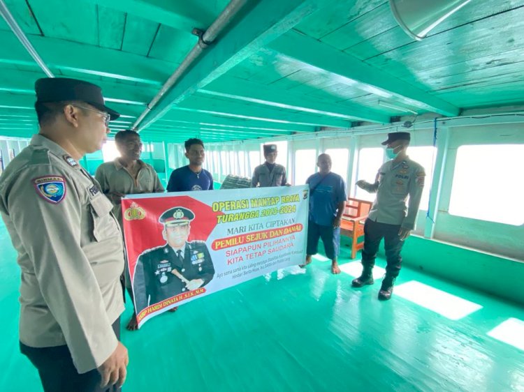 Operasi Mantap Brata, Sub Satgas Preemtif Himbau Kamtibmas di Pelabuhan Lorens Say