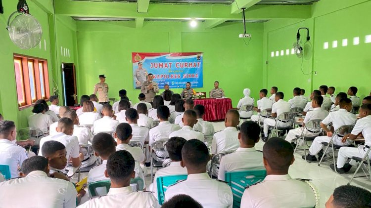 Polres Sikka Gelar Jumat Curhat Bersama Pelajar SMK Bina Maritim Nele