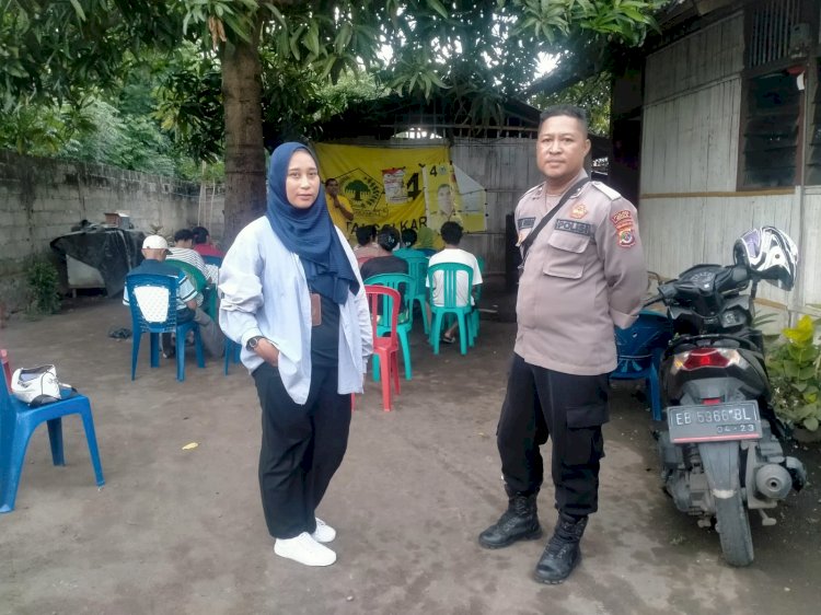 Personel Polres Sikka Dan Polsek Alok Amankan Kampanye Tatap Muka Caleg di Tiga Kecamatan