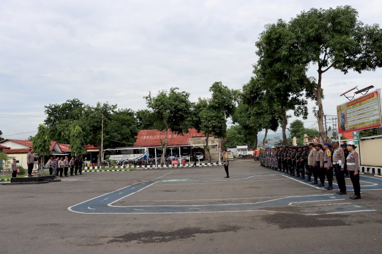 Kegiatan Patroli Gabungan TNI-POLRI Cipta Kondisi Masa Tenang Pemilu 2024 di Kab. Sikka