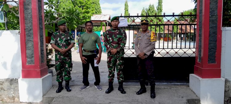 Sinergitas Patroli TNI-Polri dalam Pemilu 2024 di Wilkum Polsek Alok