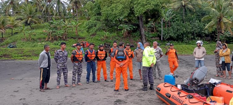 Seorang Nelayan Tenggelam di Laut Saat Mencari Ikan, Gabungan TNI-Polri dan Basarnas Maumere Terus Lakukan Upaya Pencarian