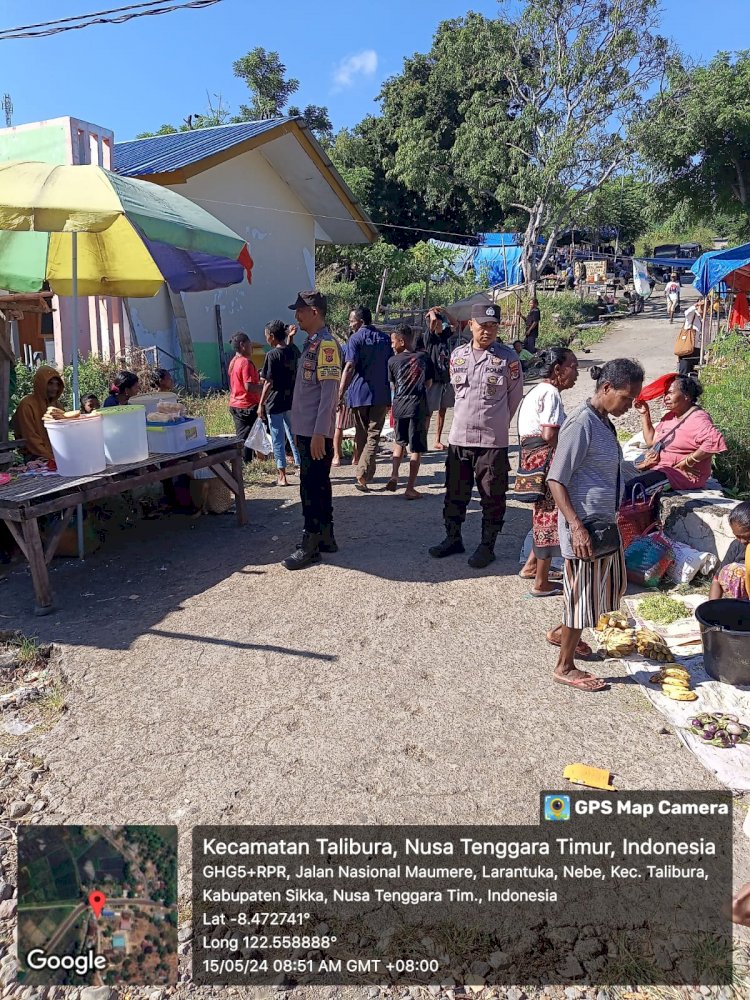 Kegiatan Patroli dan Pengaturan Lalu Lintas di Pasar Nebe oleh Polsubsektor Nebe