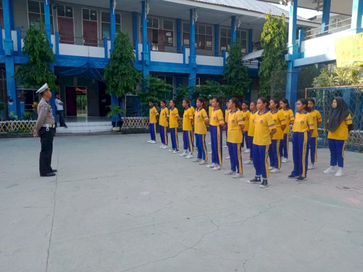 SAT LANTAS POLRES SIKKA LAKSANAKAN GIAT DIKMAS LANTAS 