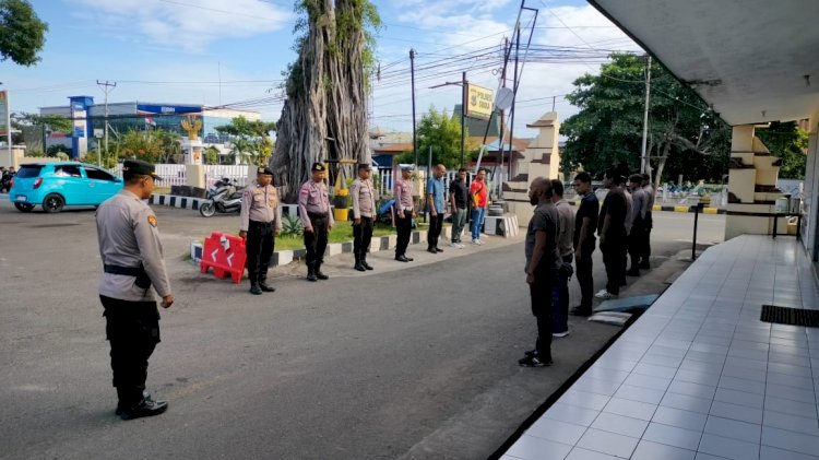 SERAH TERIMA PIKET PENJAGAAN POLRES SIKKA SELAMA 1X24 JAM