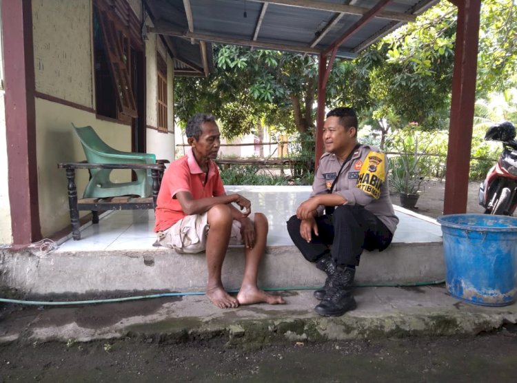 Ajak Ciptakan Situasi Kamtibmas Kondusif Bhabinkamtibmas Polsek Alok Sambang Warga Binaan