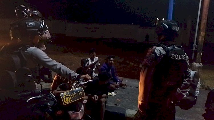 Patroli Perintis Presisi dan KRYD oleh Unit Turjawali Sat Samapta Polres Sikka di Kota Maumere