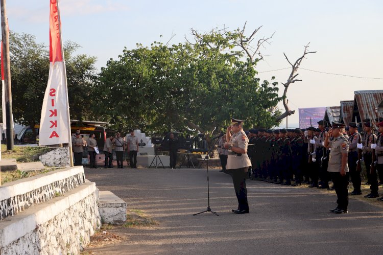 Polres Sikka Gelar Upacara di Taman Makam Pahlawan untuk Peringati Hari Bhayangkara ke-78