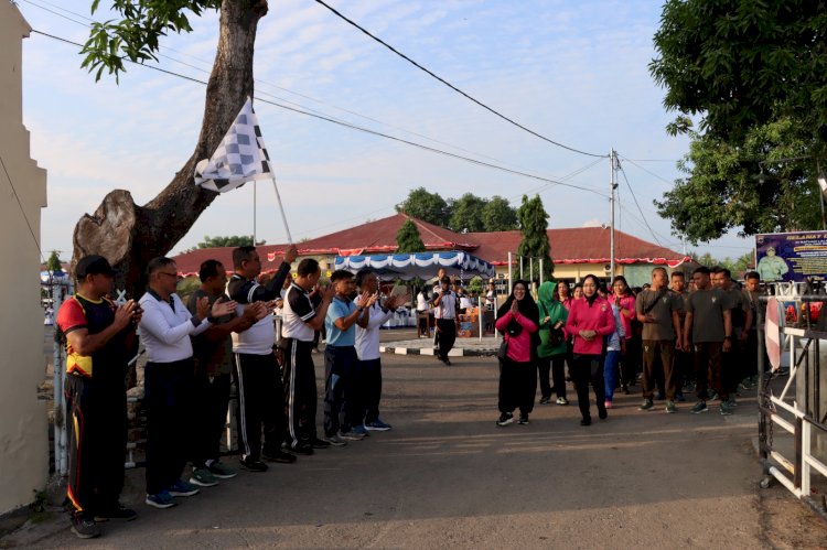 Kegiatan Olahraga Bersama dalam Rangka Hari Bhayangkara ke-78 diwarnai kemeriahan keluarga besar TNI-Polri