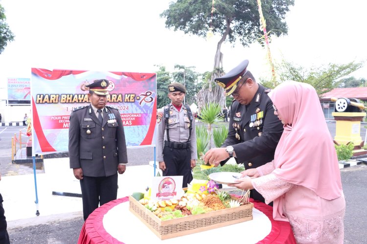 Syukuran Hari Bhayangkara ke-78 di Polres Sikka Berlangsung Meriah