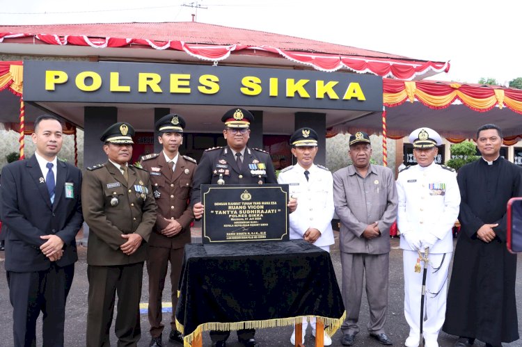 Syukuran Hari Bhayangkara ke-78, Kapolres Sikka Resmikan Ruang Vicon 