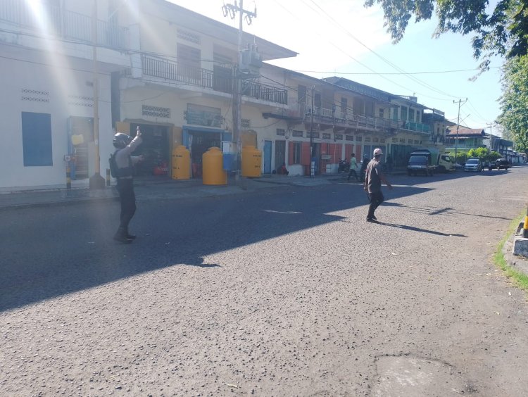 Kegiatan Rutin Patroli Strongpoint Pagi dan Pengaturan Lalu Lintas oleh Unit Turjawali Sat. Samapta Polres Sikka