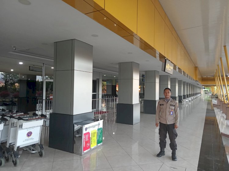 KP3 Udara Bandara Frans Seda Maumere  Menjaga keamanan dan kenyamanan