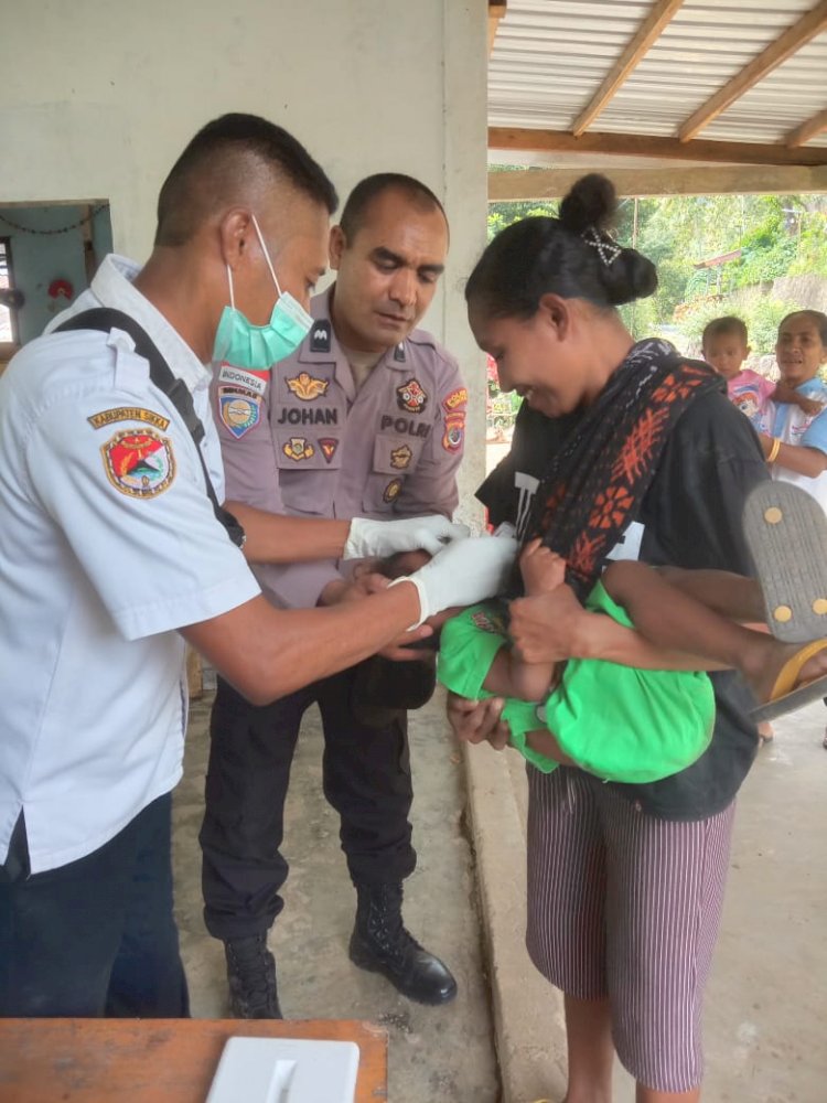 Kegiatan Imunisasi Polio di Posyandu Paupada, Dusun Legar, Desa Wolomotong, Kecamatan Doreng, Kabupaten Sikka Berjalan Sukses