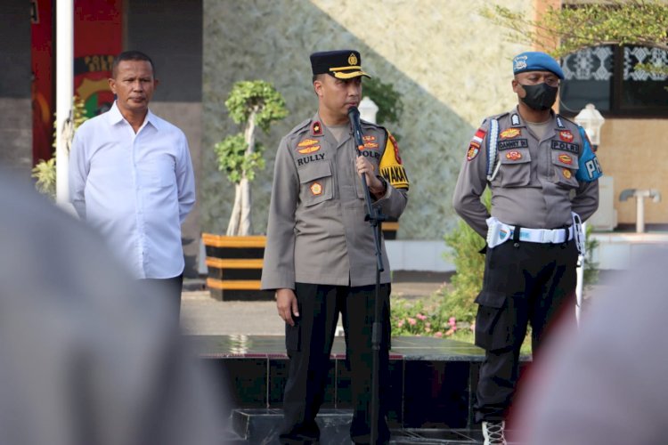 Apel Jam Pimpinan, Wakapolres Sikka Sampaikan Beberapa Poin Penekanan