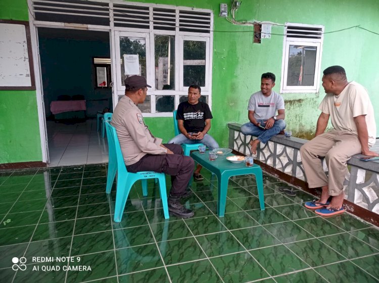 Patroli Sambang Desa, Bhabinkamtibmas Polsubsektor Mego Ajak Masyarakat Jaga Kamtibmas