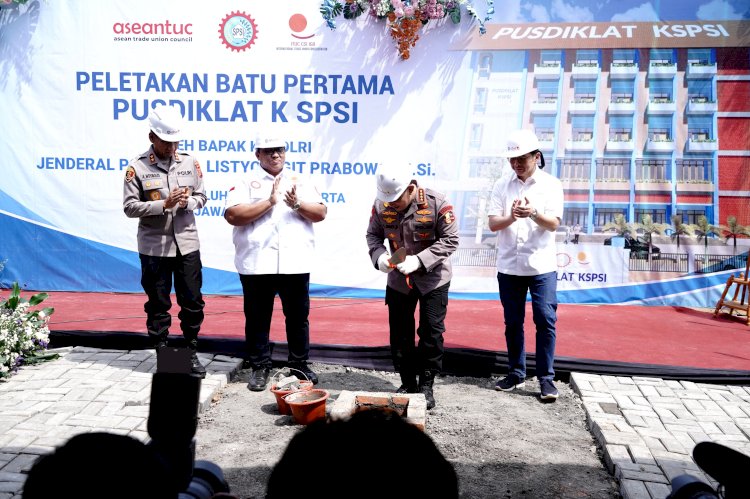 Kapolri Laksanakan Peletakan Batu Pertama Pembangunan Gedung Pusdiklat SPSI di Kawasan Jatiluhur Kab. Purwakarta