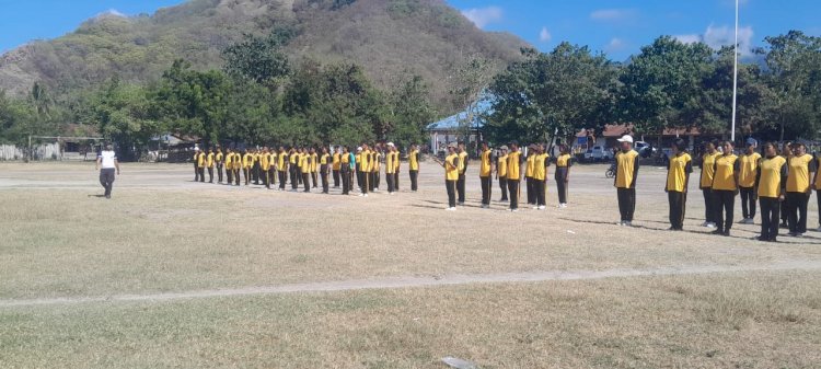 Latihan Peraturan Baris-Berbaris Paskibra Kecamatan Paga Sambut HUT RI ke-79