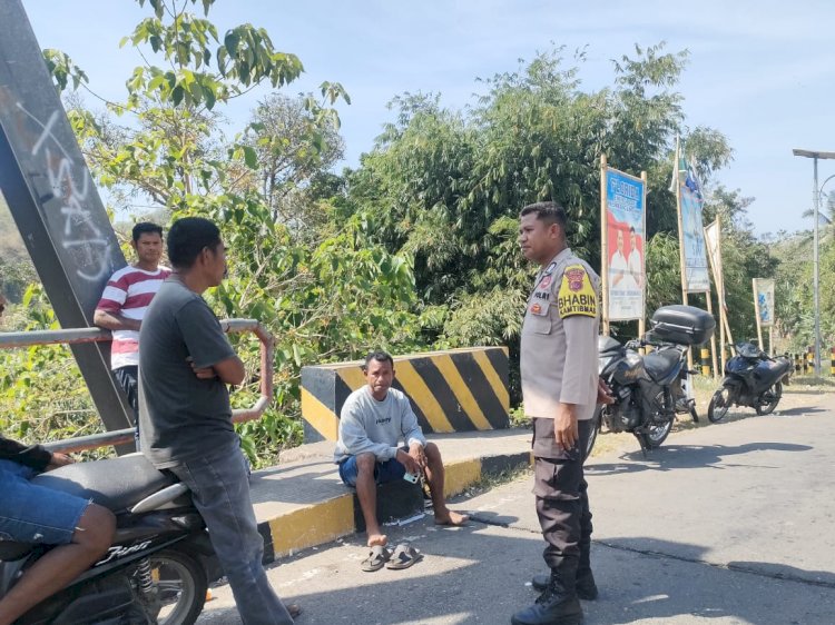 Bhabinkamtibmas Desa Bhera Patroli Sambang, Warga Dukung Upaya Jaga Kamtibmas Jelang Pilkada