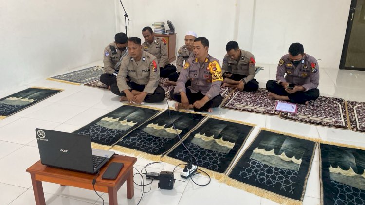 LAPORAN GIAT PEMBINAAN ROHANI PERSONIL POLRES SIKKA YANG BERAGAMA  ISLAM, AGAMA KRISTEN/KATHOLIK DAN AGAMA HINDU DENGAN MENGIKUTI ZOOM MEETING DARI MABES POLRI