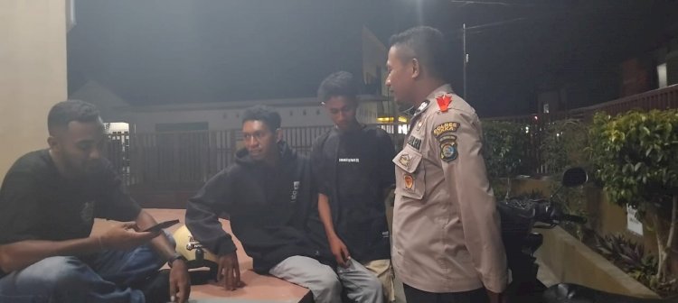 KEGIATAN PATROLI KAMTIBMAS  OLEH PIKET JAGA SPKT REGU III POLSEK ALOK POLRES SIKKA.