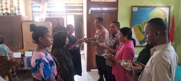 LAUNCHING PEMBERIAN MAKANAN TAMBAHAN BAGI BALITA GIZI KURANG DAN IBU HAMIL KEK DI WILAYAH KERJA PUSKESMAS WATUBAING KEC. TALIBURA