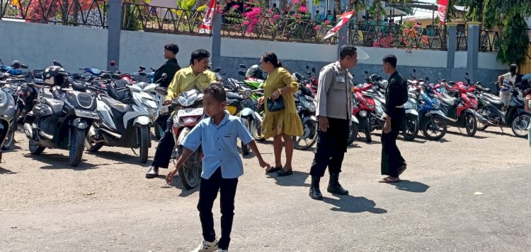 PIKET JAGA SPKT REGU I POLSEK NELLE POLRES SIKKA LAKSANAKAN GIAT PATROLI KE TEMPAT IBADAH