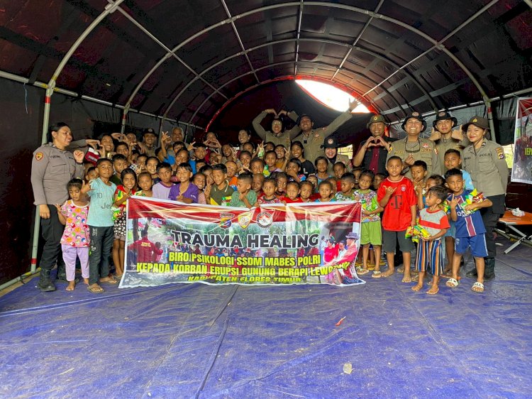 Trauma Healing bagi Anak-Anak yang Terdampak Erupsi Gunung Lewotobi di Posko Pengungsian Konga