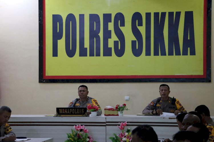 Polres Sikka Gelar Anev Mingguan, Evaluasi dan Tingkatkan Efektivitas Kinerja