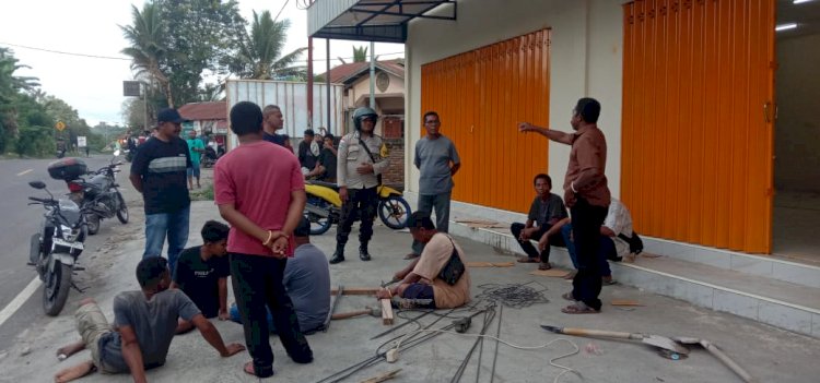 BHABINKAMTIBMAS POLSEK NITA-POLRES SIKKA LAKSANAKAN KEGIATAN SAMBANG DAN PATROLI DIALOGIS.