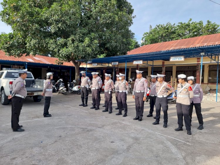 Sat Lantas Polres Sikka Gelar Apel Pagi, Strong Point, dan Penertiban Kendaraan Bermotor