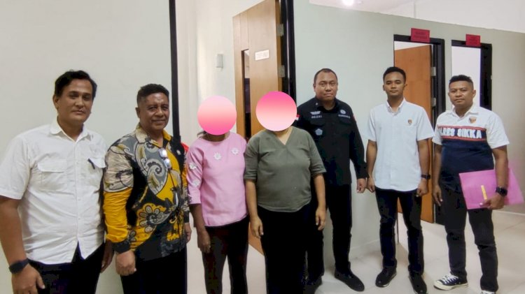 Kasus Korupsi Dana Desa : Polres Sikka Limpahkan Tersangka ke Kejaksaan