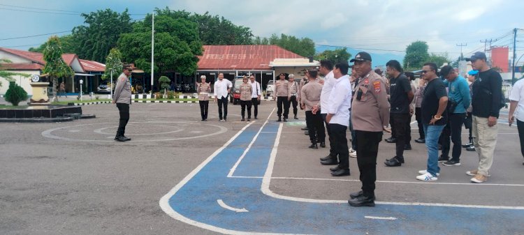 80 Personel Polres Sikka Dikerahkan untuk Kawal Aksi Damai Forum Gerakan Jaga Tanah Adat