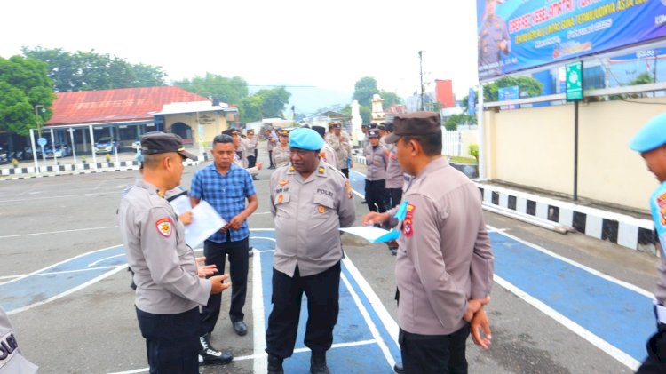 Tingkatkan Kedisiplinan dan Kinerja Personel Polres Sikka Gelar Apel Fungsi