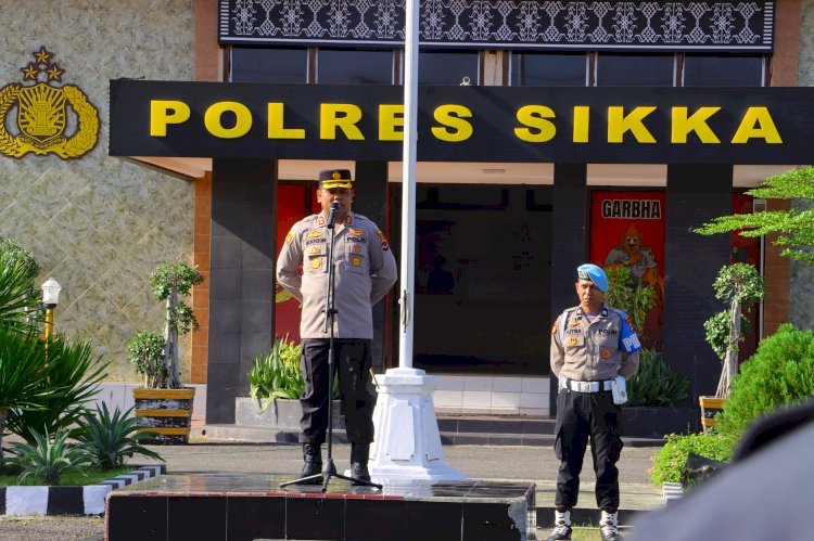 Kapolres Sikka Pimpin Apel Pagi dan Jam Pimpinan, Tekankan Disiplin dan Kewaspadaan