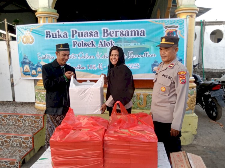 Polsek Alok Gelar Baksos, Silaturahmi dengan Tokoh Agama, dan Buka Puasa Bersama Masyarakat Kampung Wuring Laut