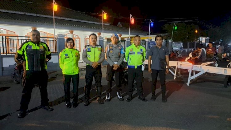 Pengamanan dan Pengaturan Arus Lalu Lintas di Tempat Ibadah Masjid dalam rangka Sholat Tarawih di wilayah hukum Polres Sikka.