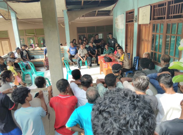 BHABINKAMTIBMAS POLSEK WAIGETE POLRES SIKKA LAKSANAKAN PROBLEM SOLVING SENGKETA TANAH ANTAR WARGA